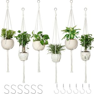 AOMGD Pacote com 6 plantas de macramê para plantas suspensas para ambientes internos e externos com 6 ganchos S e 6 pregos, suporte de plantas suspenso 109 cm Boho decoração de casa, marfim