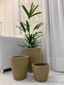 KIT VASOS POLIETILENO COLUNA BERLIAN GOLD 3D DECORATIVO P/PLANTAS E JARDINS (Bege)