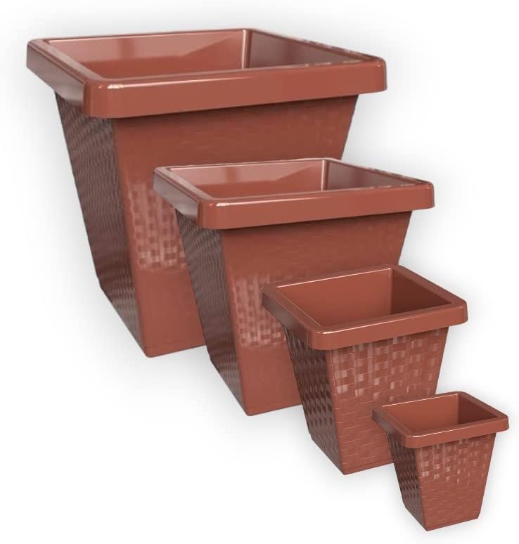 Conjunto 4 Vasos de Planta Quadrado Rattan Tamanhos Diferentes Pratic Plásticos (Marrom) 1 Conjunto 4 Vasos de Planta Quadrado Rattan Tamanhos Diferentes Pratic