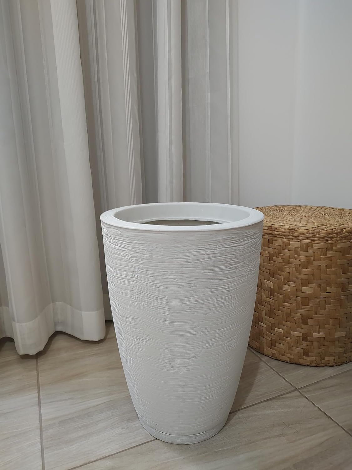 VASO DECORATIVO PARA PLANTAS BRANCO COM PRATO 1 VASO DECORATIVO PARA PLANTAS BRANCO COM PRATO