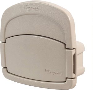 Suncast CPLDHH15000 Hangout de luxo para jardim com capacidade de 3,5 m e compartimento de armazenamento fechado, gancho de mangueira DHH150, sem tamanho, cinza-claro