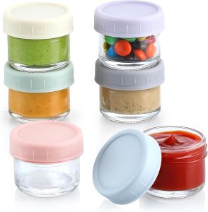 VITEVER [Pacote com 6] Recipiente para molho para salada, recipiente pequeno de vidro de 50 ml para condimentos com tampas, conjunto de copos de molho para imersão, recipientes reutilizáveis à prova