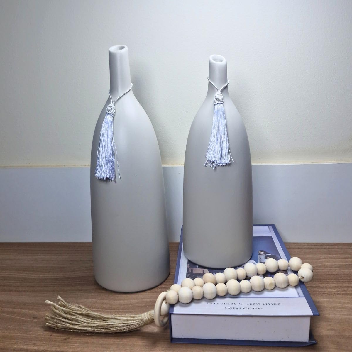 Par de Vasos Decorativos Cerâmica Off White Fosco Design Minimalista Decoração Sala Rack Aparador Vasos Altos em Cerâmica Design Contemporâneo Clean Decoração Moderna Sofisticada – Luiggi Presentes® 1 Par de Vasos Decorativos Ceramica Off White Fosco Design Minimalista